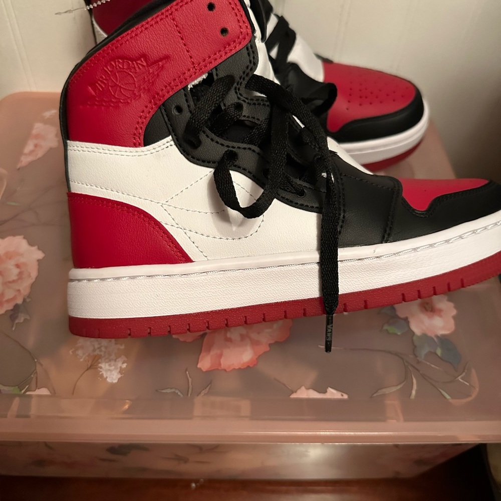 Nike Air Jordan Sneakers